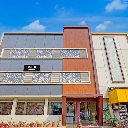 Super Hotel O Perungalathur Near Bus Stand Chennai Eksteriør bilde