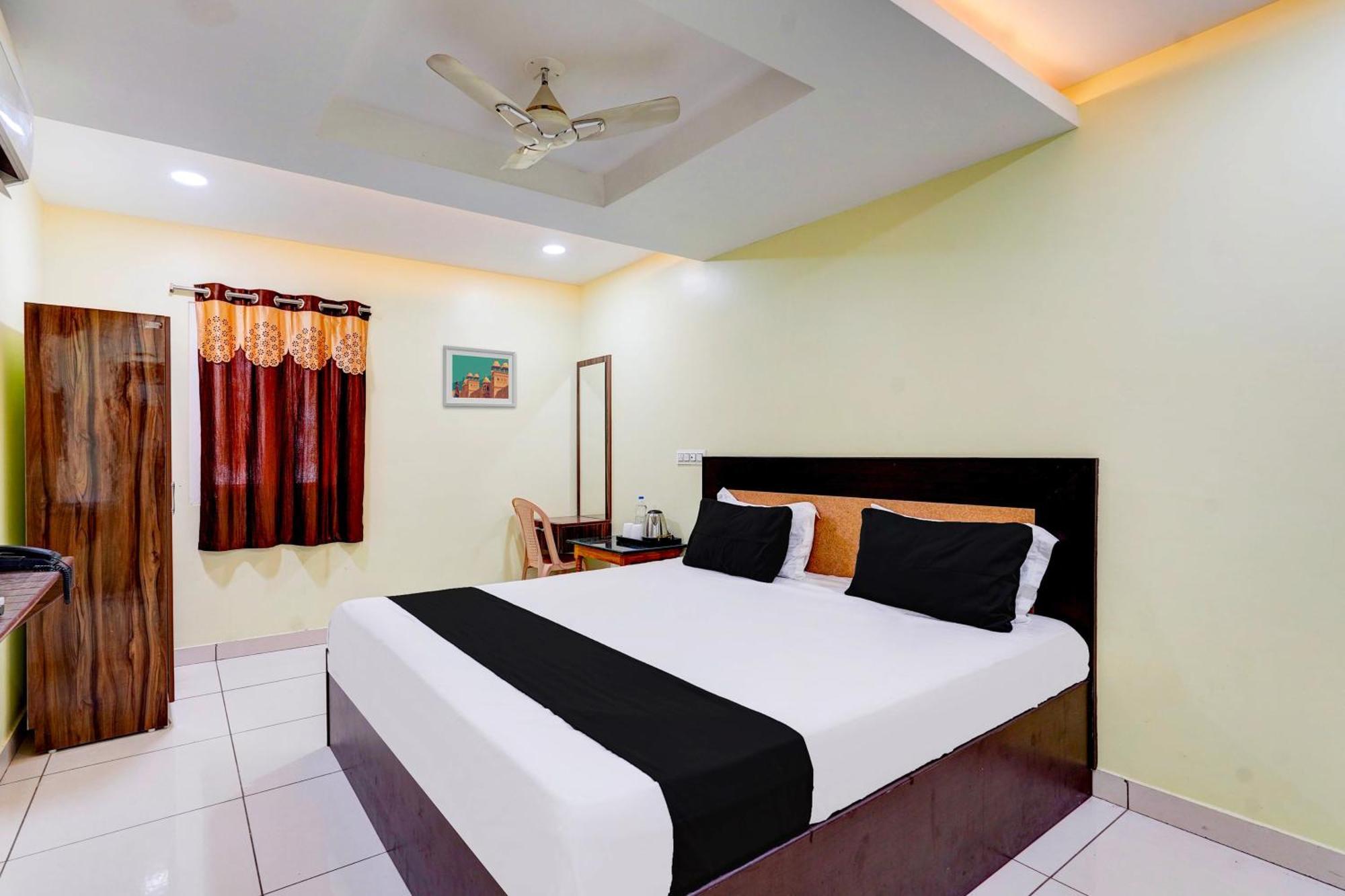 Super Hotel O Perungalathur Near Bus Stand Chennai Eksteriør bilde