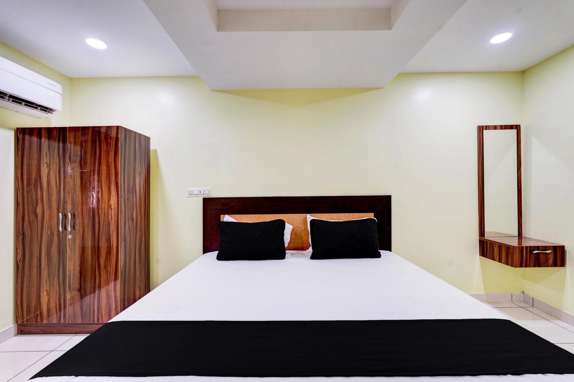 Super Hotel O Perungalathur Near Bus Stand Chennai Eksteriør bilde