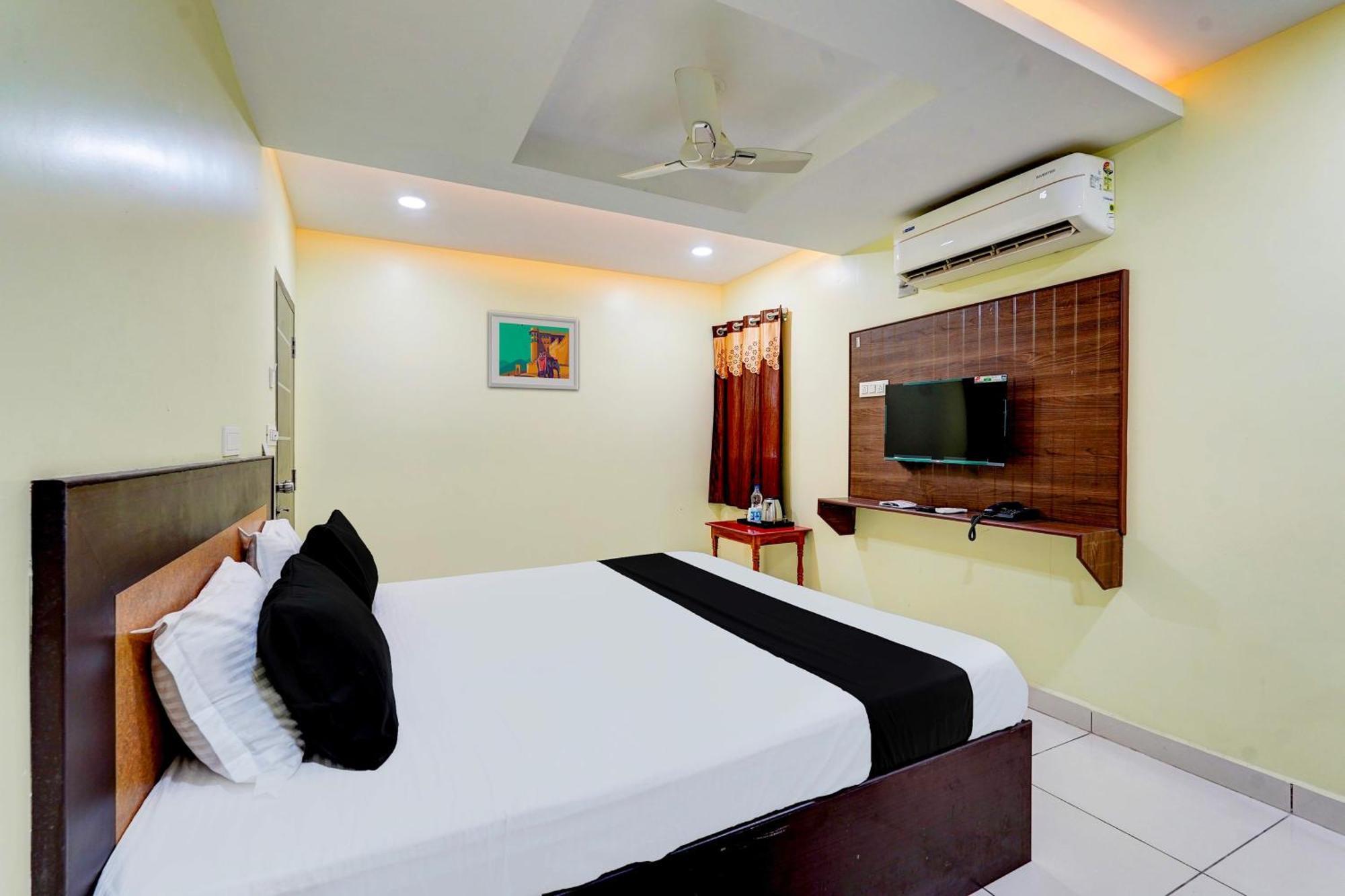 Super Hotel O Perungalathur Near Bus Stand Chennai Eksteriør bilde