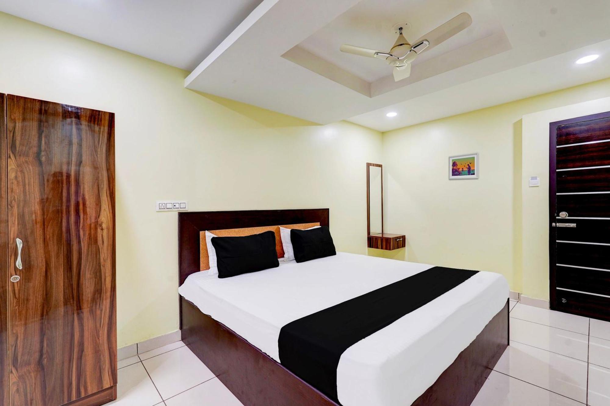 Super Hotel O Perungalathur Near Bus Stand Chennai Eksteriør bilde